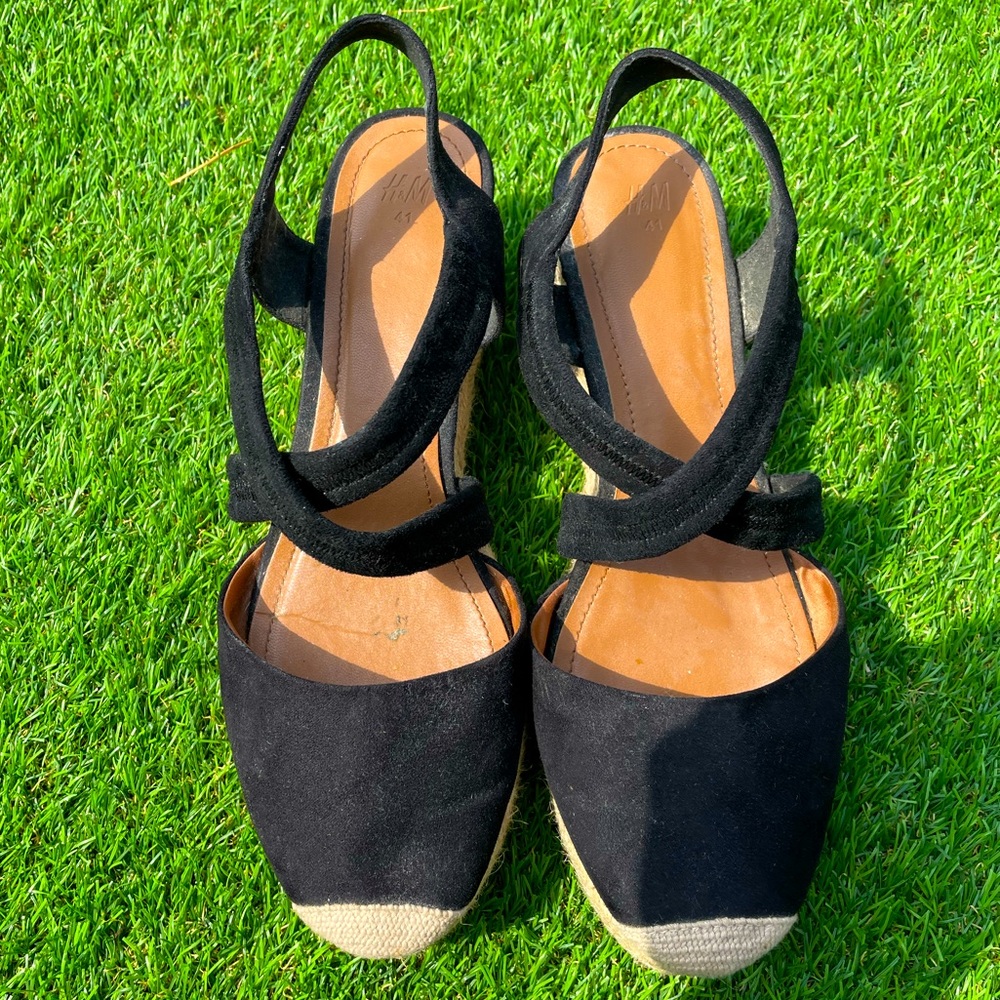 Women’s H&M Black Suede Espadrilles 😍 Sz 41 Fits a 9 -9.5